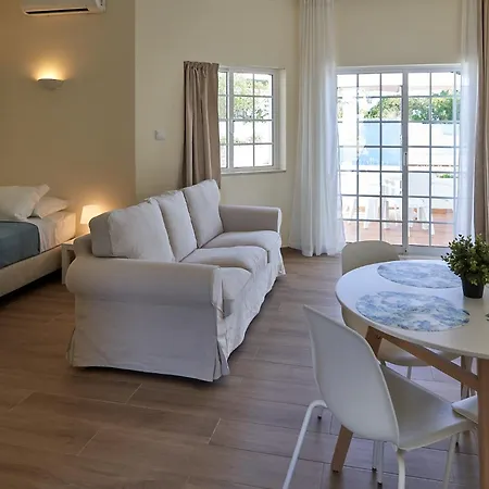 Balaia Plaza Al - Ideal Familias Villa